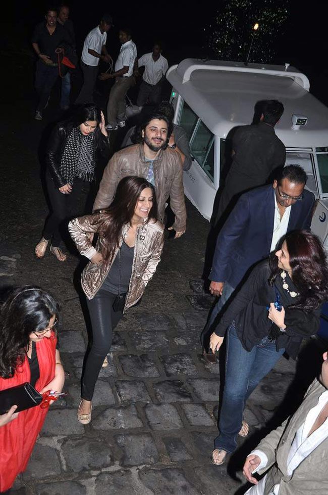 रितिक ने यॉट पर मनाया बर्थडे |   रितिक की शान