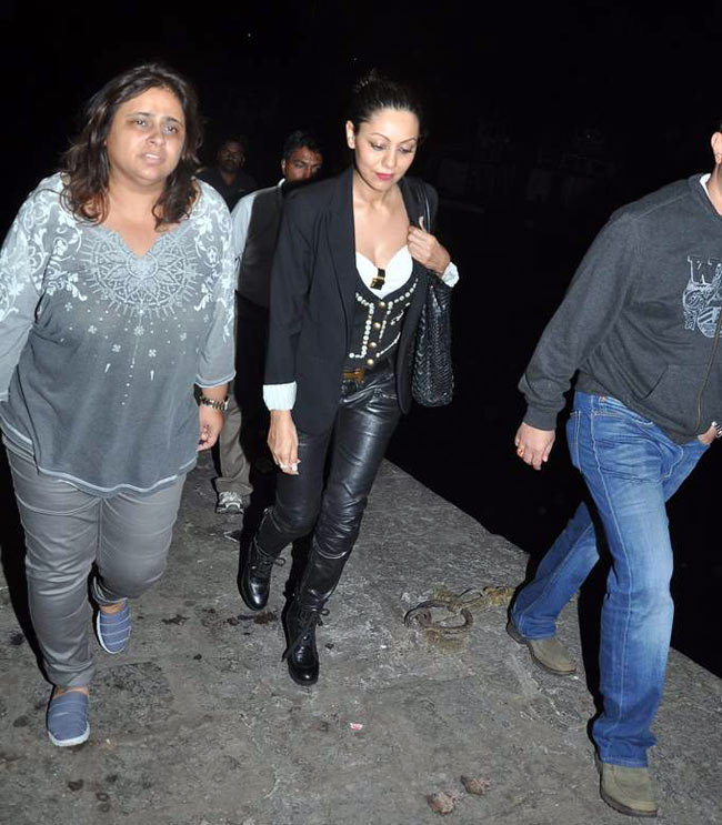 रितिक ने यॉट पर मनाया बर्थडे |   रितिक की शान