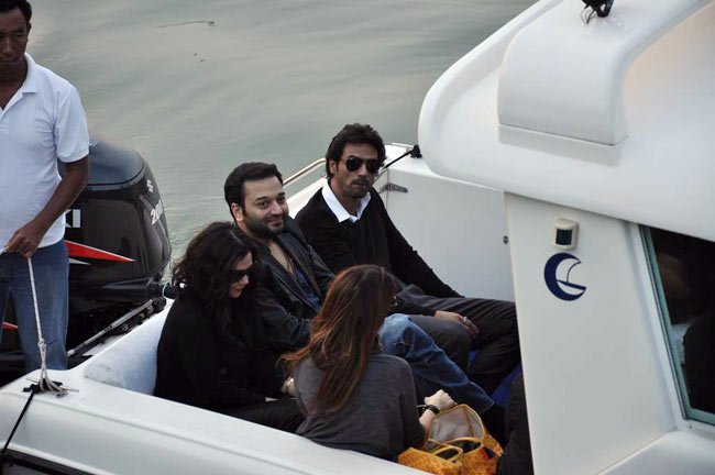 रितिक ने यॉट पर मनाया बर्थडे |   रितिक की शान