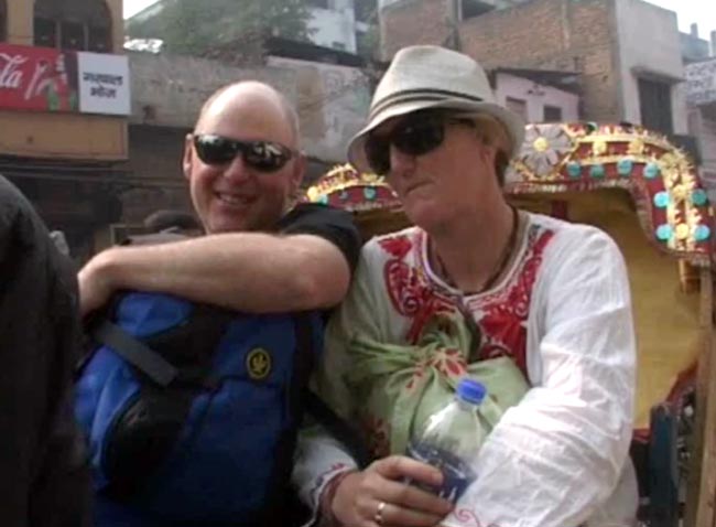 संगम पर महाकुंभ की भव्‍य तैयारियों का नजारा