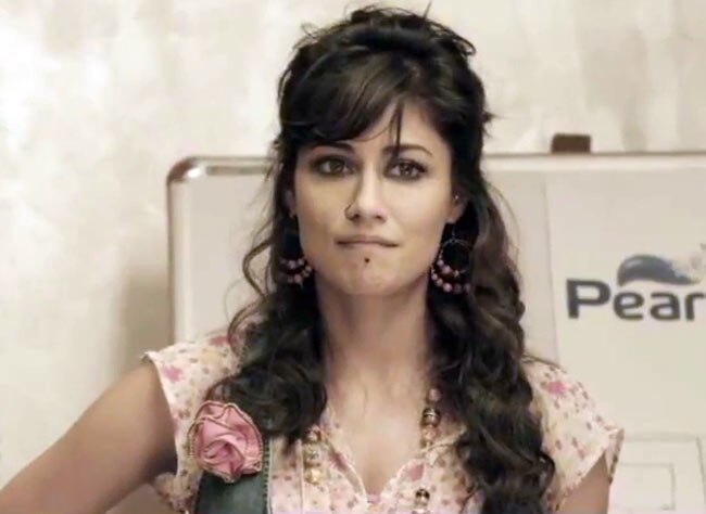 'इनकार' का फर्स्ट लुक | चित्रांगदा सिंह की खूबसूरती