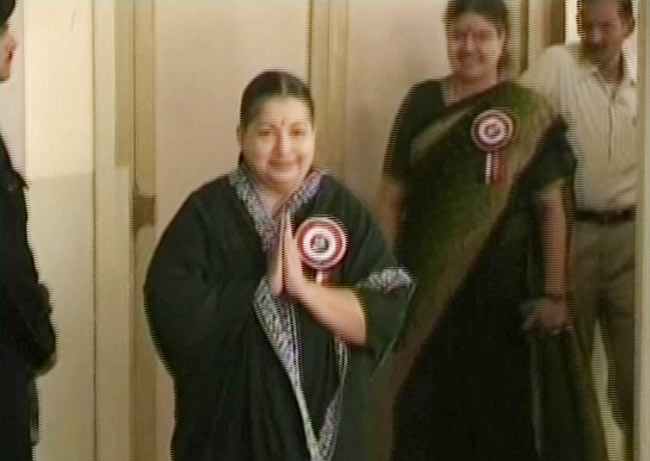 30 जनवरी 2013: तस्‍वीरों में दिनभर की बड़ी खबरें