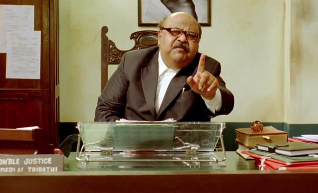 'जॉली एलएलबी' का फर्स्ट लुक  | हसीन परियां