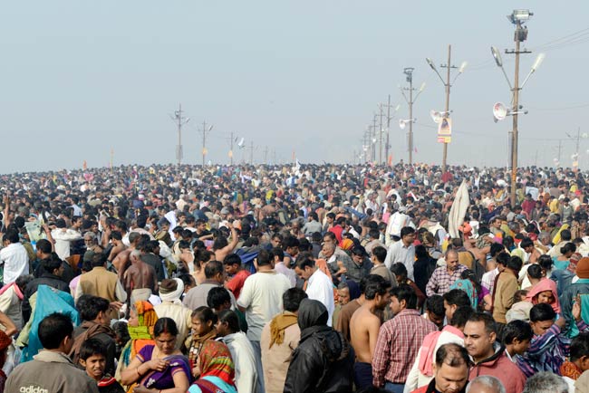 महाकुंभः आस्था, उमंग और कमाई का महापर्व | महाकुंभ पर विशेष