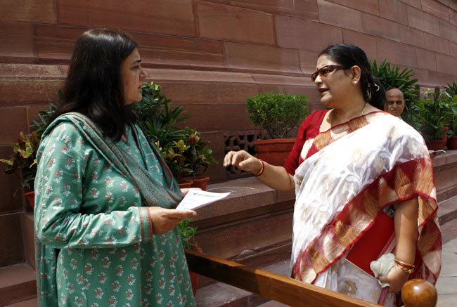 देश के जख्मों पर नमक छिड़कते 'बयानबहादुर' | बहादुर बेटी