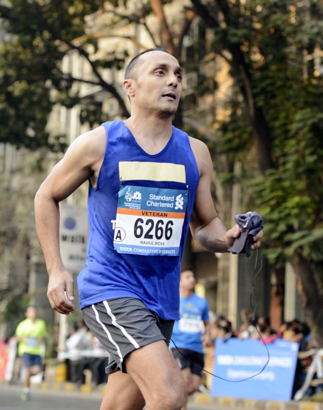 मुंबई मैराथन में पहुंचा बॉलीवुड | ग्लैमर का तड़का