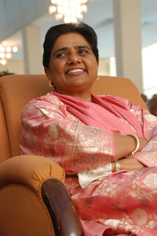 मायावती की अनदेखी तस्वीरें | पार्क प्रेम