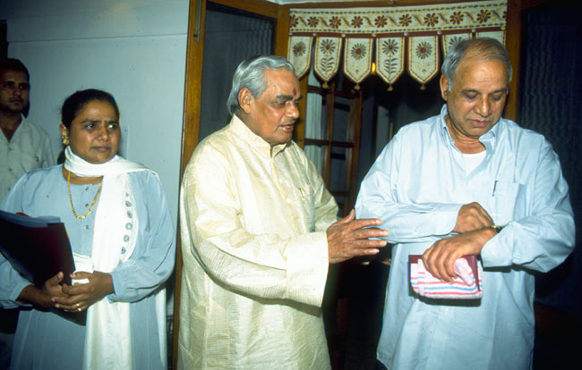 मायावती की अनदेखी तस्वीरें | पार्क प्रेम