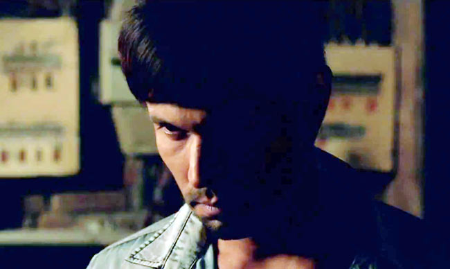 'मर्डर-3' का फर्स्ट लुक | बढ़ी 'मर्डर 3' की धमक