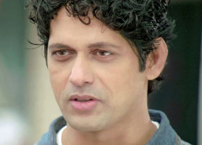 'मर्डर-3' का फर्स्ट लुक | बढ़ी 'मर्डर 3' की धमक