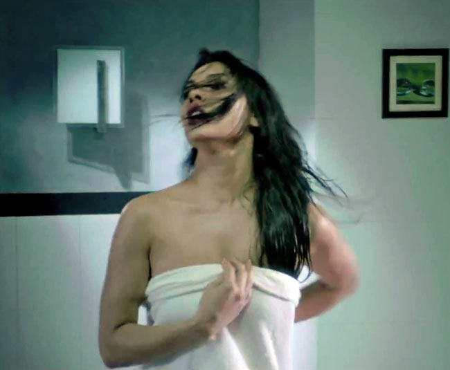 'मर्डर-3' का फर्स्ट लुक | बढ़ी 'मर्डर 3' की धमक