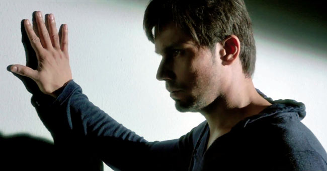 'मर्डर-3' का फर्स्ट लुक | बढ़ी 'मर्डर 3' की धमक