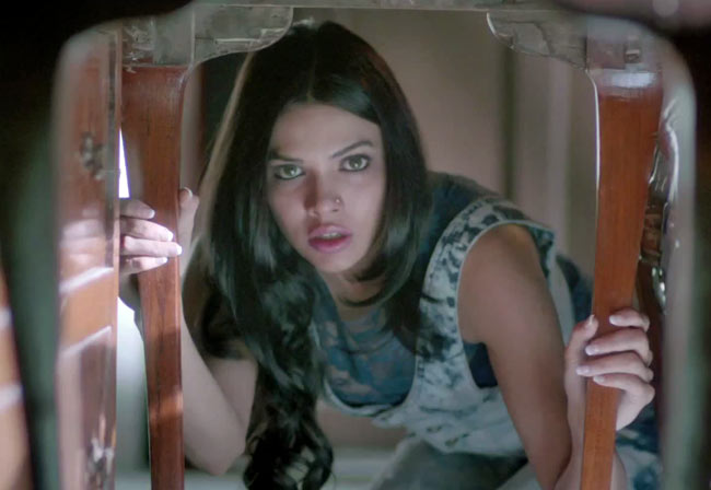 'मर्डर-3' का फर्स्ट लुक | बढ़ी 'मर्डर 3' की धमक