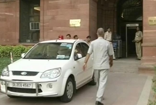 3 जनवरी 2013: तस्वीरों में दिनभर की बड़ी खबरें