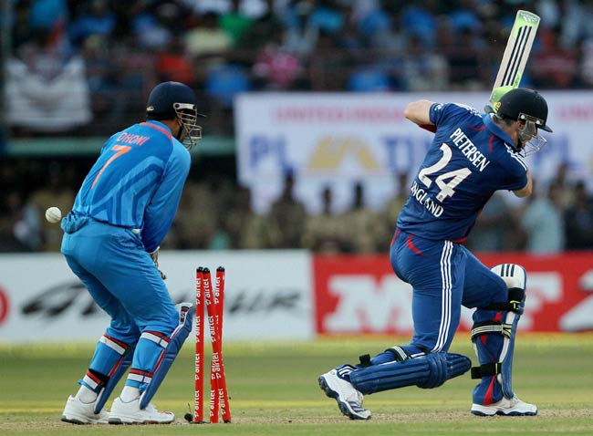 भुवनेश्‍वर और जडेजा की बदौलत टीम इंडिया की शानदार जीत