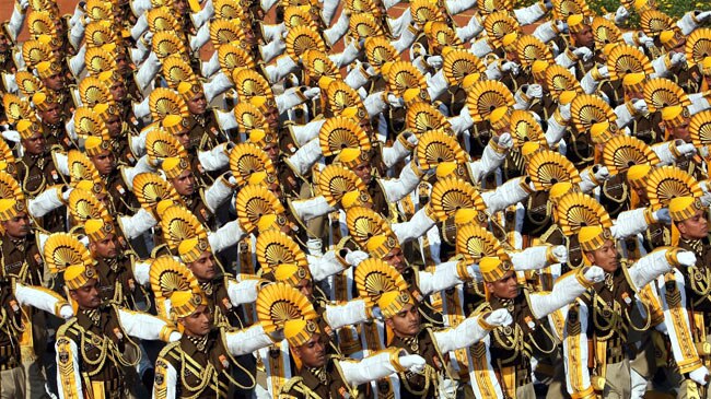 गणतंत्र दिवस: दिखी भारत की सैन्य ताकत, सांस्कृतिक विविधता