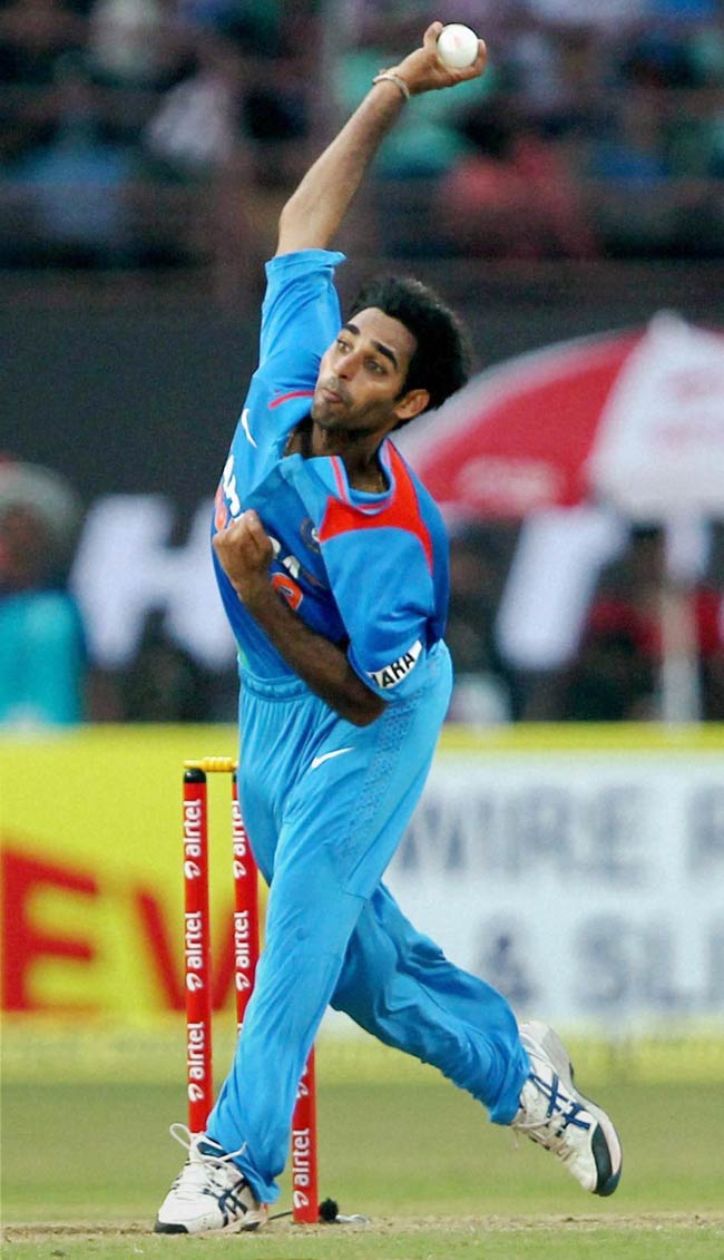 भुवनेश्‍वर और जडेजा की बदौलत टीम इंडिया की शानदार जीत