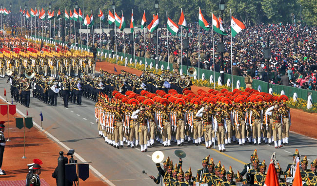 गणतंत्र दिवस: दिखी भारत की सैन्य ताकत, सांस्कृतिक विविधता