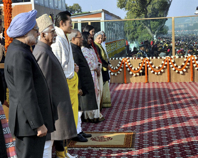 गणतंत्र दिवस: दिखी भारत की सैन्य ताकत, सांस्कृतिक विविधता