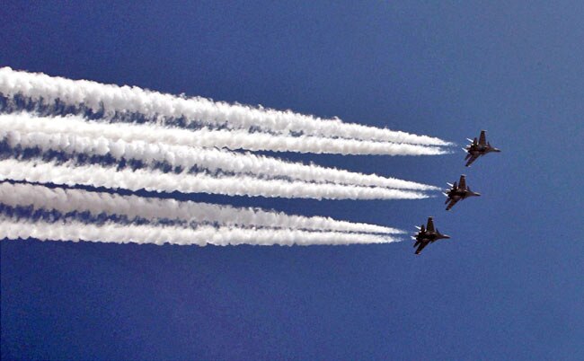 गणतंत्र दिवस: दिखी भारत की सैन्य ताकत, सांस्कृतिक विविधता