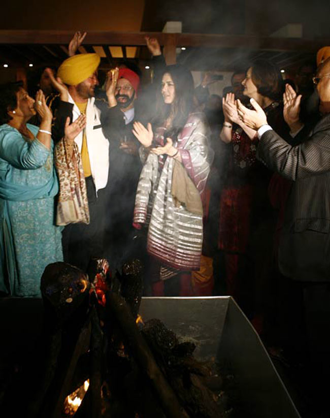 Happy birthday प्रीति जिंटा, देखें अनदेखी तस्वीरें...