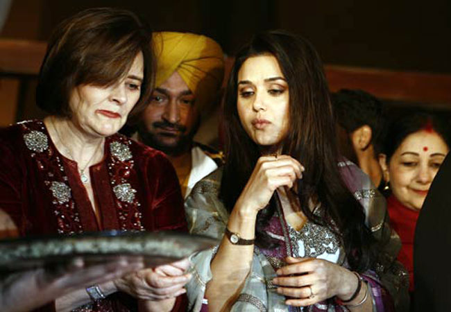 Happy birthday प्रीति जिंटा, देखें अनदेखी तस्वीरें...