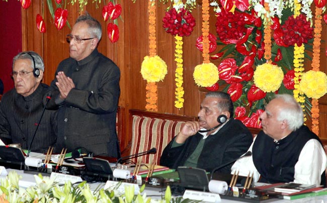 यूपी विधानमंडल में राष्‍ट्रपति प्रणब मुखर्जी का संबोधन...