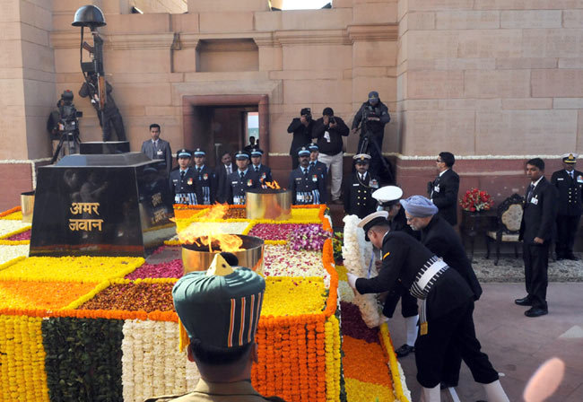 गणतंत्र दिवस: दिखी भारत की सैन्य ताकत, सांस्कृतिक विविधता