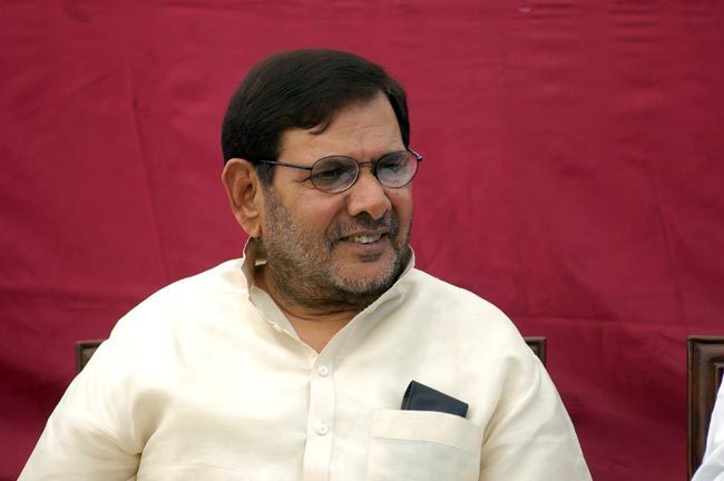 देश के जख्मों पर नमक छिड़कते 'बयानबहादुर' | बहादुर बेटी