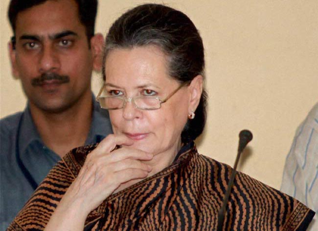 तस्‍वीरों में 4 जनवरी 2013 की अहम खबरें