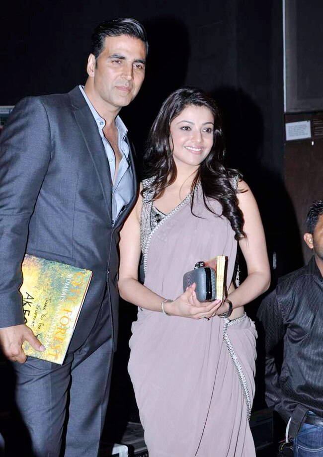 फिल्‍म 'स्‍पेशल-26' का म्‍यूजिक लॉन्‍च... | फर्स्‍ट लुक