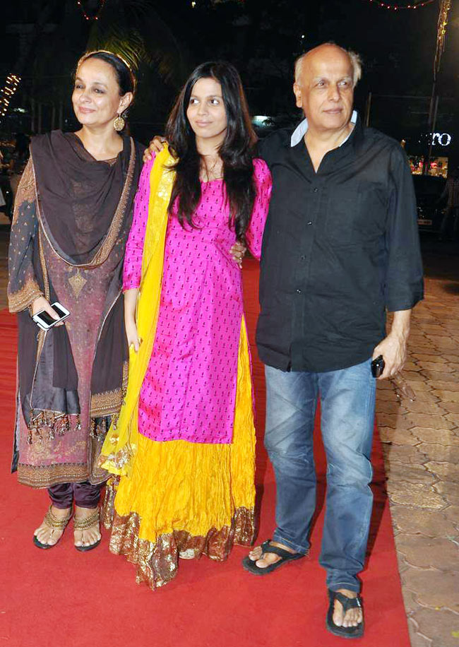 उदिता गोस्वामी की शादी का एलबम | हसीन परियां