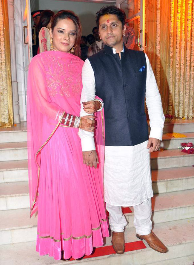 उदिता गोस्वामी की शादी का एलबम | हसीन परियां