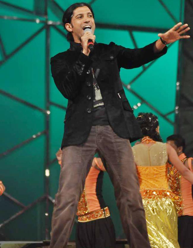 'उमंग 2013' में बॉलीवुड का जलवा  | ग्लैमर का तड़का