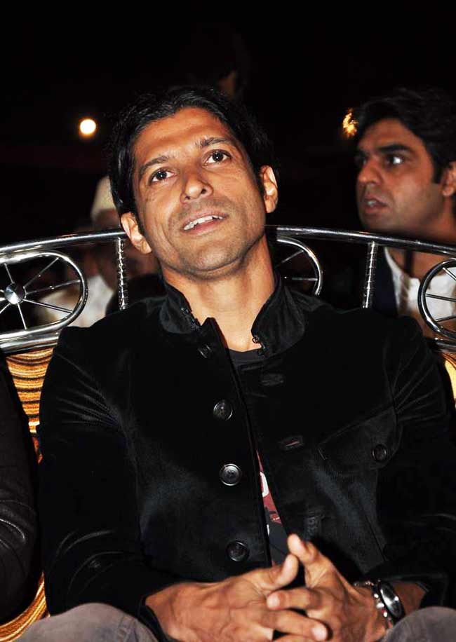 'उमंग 2013' में बॉलीवुड का जलवा  | ग्लैमर का तड़का