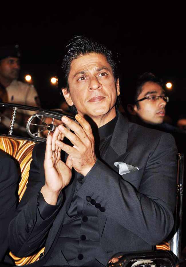 'उमंग 2013' में बॉलीवुड का जलवा  | ग्लैमर का तड़का