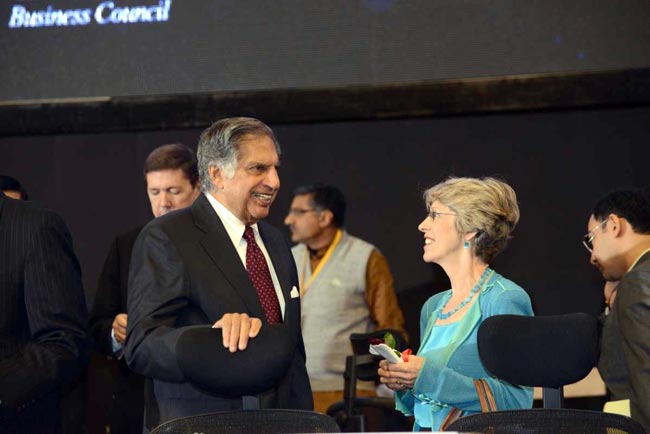 मोदी की ‘दूरदृष्टि’ के कायल हुए टाटा-अंबानी