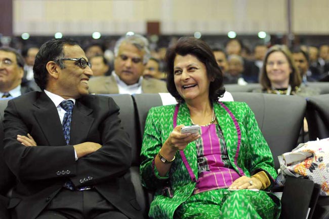 मोदी की ‘दूरदृष्टि’ के कायल हुए टाटा-अंबानी