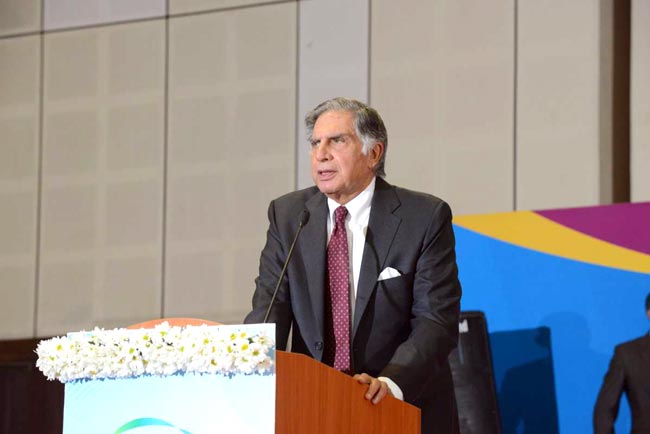 मोदी की ‘दूरदृष्टि’ के कायल हुए टाटा-अंबानी