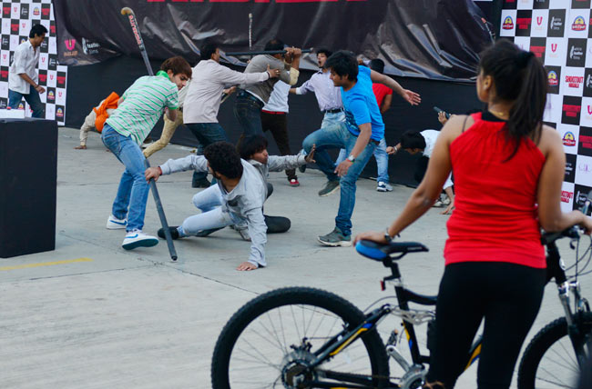 शूटआउट एट वडाला का धमाकेदार ट्रेलर लांच | कंगना