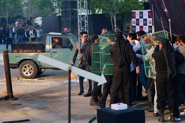 शूटआउट एट वडाला का धमाकेदार ट्रेलर लांच | कंगना