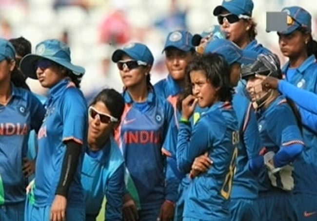 15 जनवरी 2013: तस्‍वीरों में दिनभर की अहम खबरें