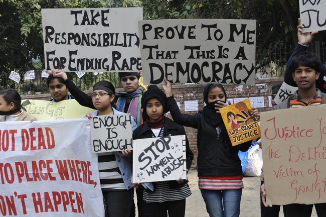 दिल्‍ली गैंगरेप मामले में इंसाफ के लिए प्रदर्शन