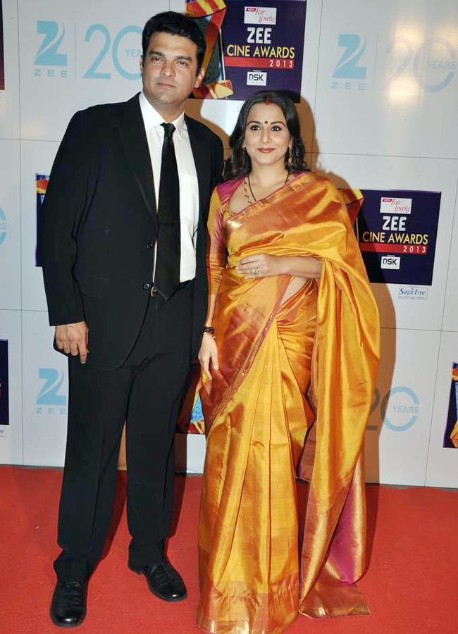 'जी सिने अवार्ड्स 2013' में सितारों का जमावड़ा  | मस्‍ती