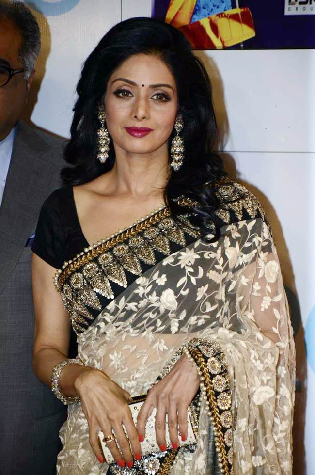 'जी सिने अवार्ड्स 2013' में सितारों का जमावड़ा  | मस्‍ती