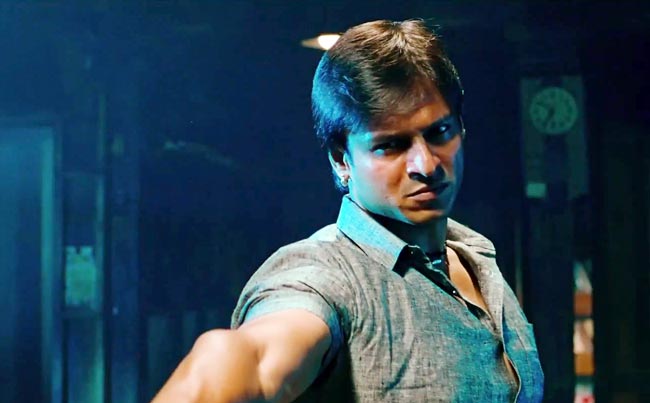 फिल्‍म ‘जिला गाजियाबाद’ का फर्स्‍ट लुक | संजू बाबा का सफर