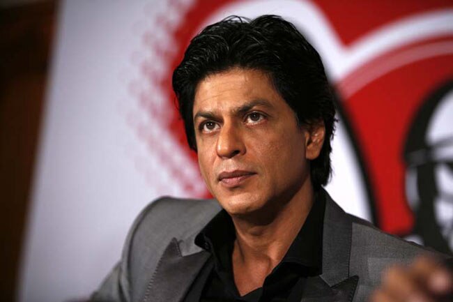 ग्राउंड में ढोल-नगाड़ों के बीच शाहरुख, द्रविड़ | द्रविड़ का सफरनामा