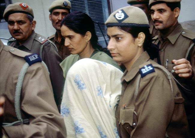 ...और अफजल गुरु को मिली मौत