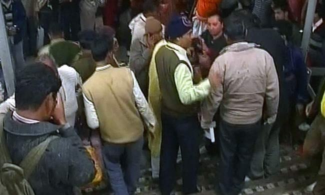इलाहाबाद रेलवे स्‍टेशन पर हादसा, 36 लोगों की मौत