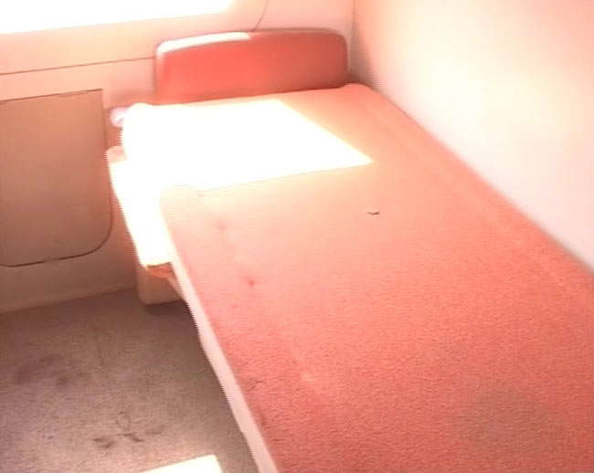 अनुभूति कोच में प्लेन जैसा ऐशो-आराम